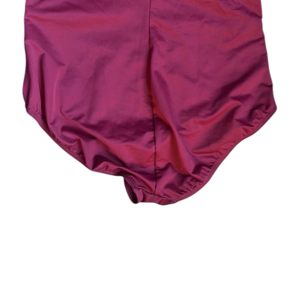 MIRACLESUIT Horizon Swimsuit in Magenta Purple Size XL — LAKE LIFE VIBES… - Picture 9 of 11